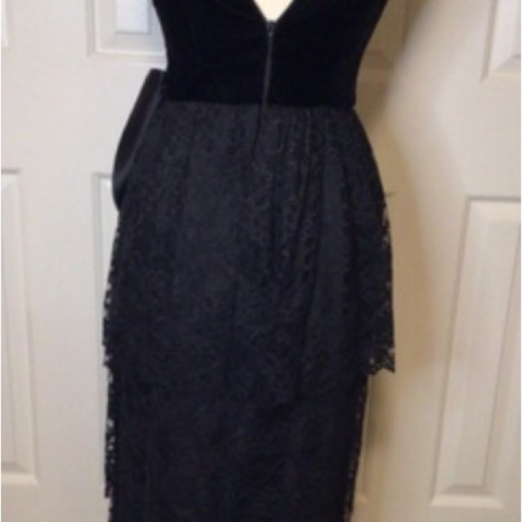 Velvet and Lace Dress - Picture 6 of 6